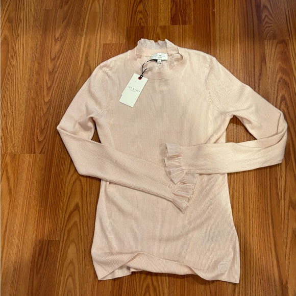 Ted Baker rose blouse s.3 NWT - Picture 3 of 4